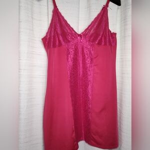 Elegant Pink Lace Nightie
